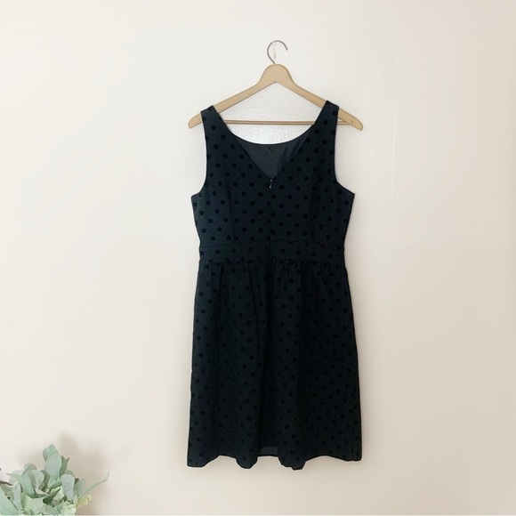 [LOFT] Women's Size:8 Black Velvet Polka Dot Fit & Flare Sleeveless Dress - Picture 7 of 9